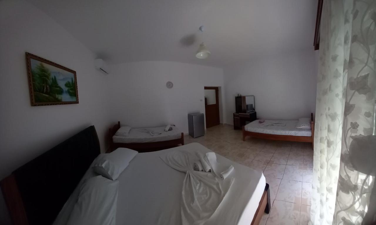 Vila Pasha Sarandë Kamer foto