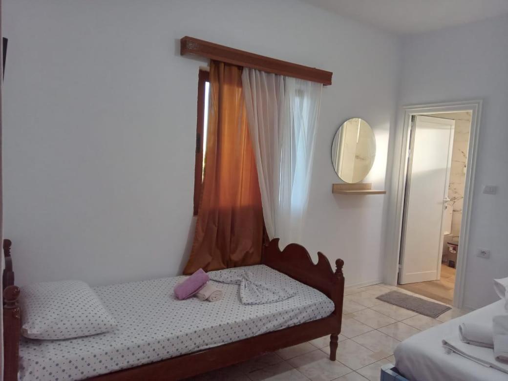 Vila Pasha Sarandë Kamer foto